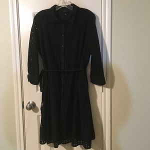 EUC Black button down pocketed dress